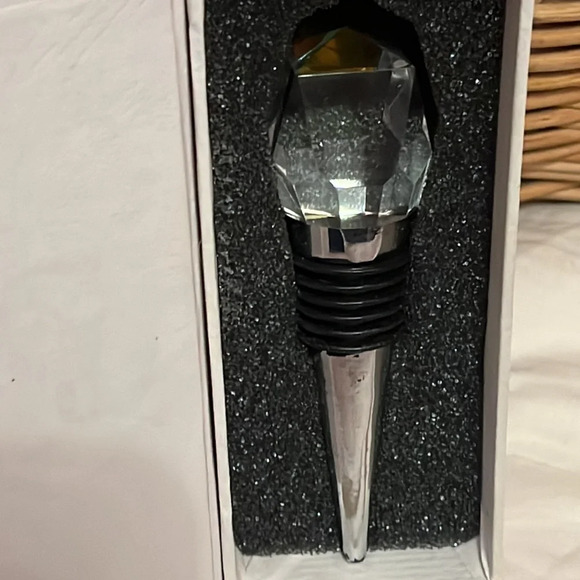 NIB Crystal Wine Bottle Stopper - Picture 4 of 6